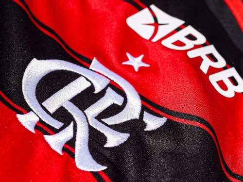 Flamengo acerta contratação do goleiro Andrew, do Gil Vicente, por R$ 9,4 milhões