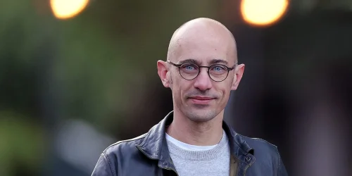 CEO da Shopify critica empresas que colocam fundadores adquiridos em "creche"