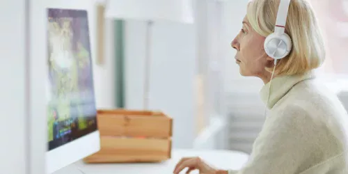 Estudo de 20 anos mostra que jogo de treino cerebral reduz risco de demência em 25%