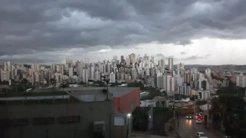 Semana começa com alerta de temporais em grande parte do Brasil