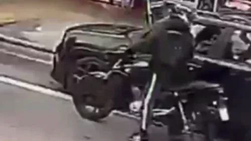 Vídeo chocante: piloto de helicóptero é morto a tiros em tentativa de assalto em SP