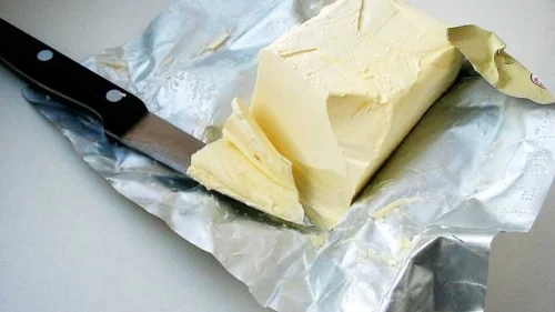 Manteiga ou margarina? Nutricionista explica diferenças e indicações de consumo