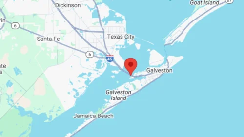 Avião da Marinha do México cai nos EUA durante missão médica e deixa 5 mortos