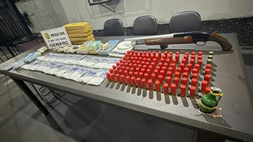 Polícia apreende granada do CV e drogas em operação contra tráfico em Goiás