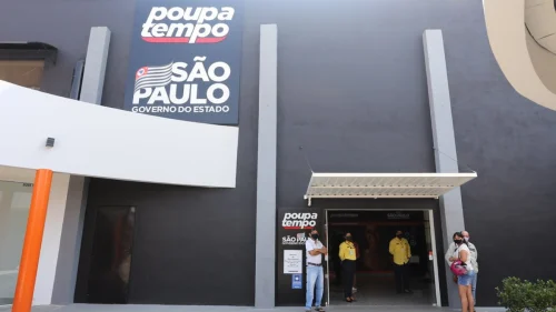 Poupatempo reduz tempo de espera pela metade e atinge 98% de aprovação em SP