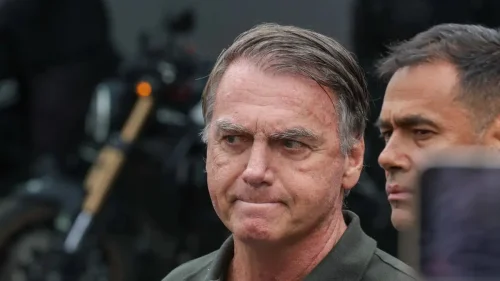 Prisão de Bolsonaro gera reações de aliados e familiares