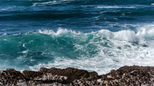 Formação dos oceanos envolveu condensação de vapor e ação de placas tectônicas