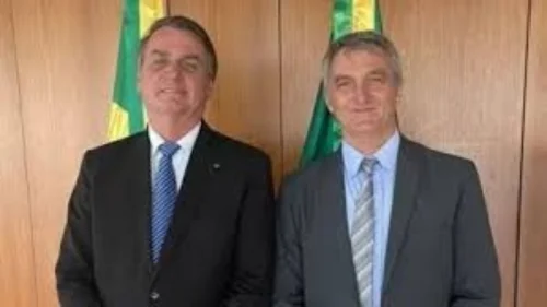 Bolão familiar de Bolsonaro acerta quadra na Mega da Virada de R$ 1,09 bi