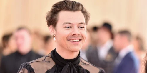 Famosos de Aquário: de Harry Styles a John Travolta, lista reúne celebridades do signo