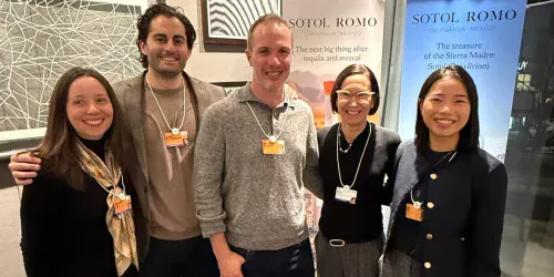 Fórum de Davos 2026 debate frustração com IA e impacto de Trump em geopolitica