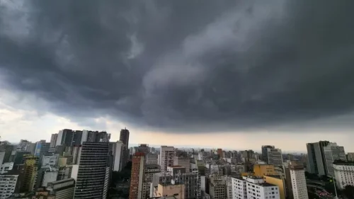 Defesa Civil de SP emite alerta de tempestades severas para terça e quarta-feira