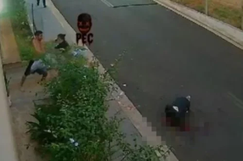Motoboy invade casa da ex em Bauru e é morto a facão por atual namorado