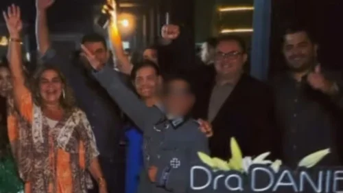 Adolescente usa uniforme nazista em formatura de medicina em Mossoró