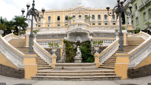 Pesquisa no ES mostra 80% de aprovação ao governo e disputa acirrada para 2026