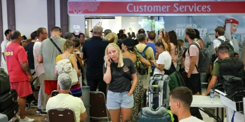 Ataques aéreos no Irã causam caos em aeroportos e cancelam voos globais