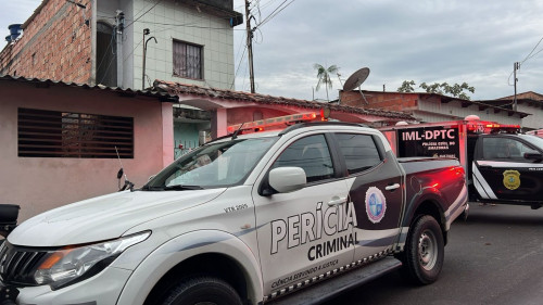 Homem é assassinado a tiros em Manaus na presença da família