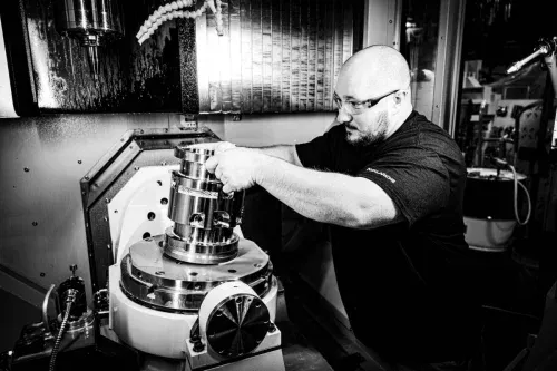 Startup de fusão nuclear Avalanche aposta em reatores compactos para acelerar pesquisa