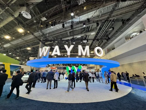 Waymo expande serviço de táxi autônomo para público geral em Miami