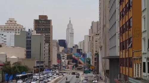 Serviços públicos têm horários alterados durante festas de fim de ano em SP