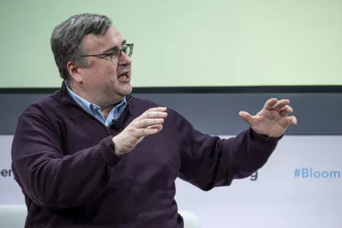 O verdadeiro motivo por trás da saída de Reid Hoffman do conselho da Microsoft: ele quer salvar vidas com IA</title>
