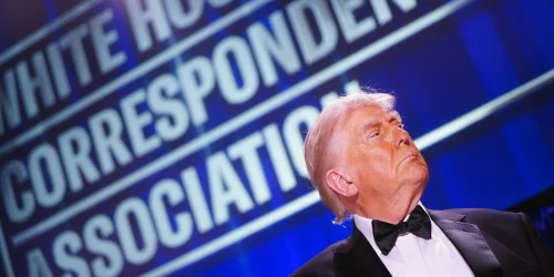 O momento de pânico no Jantar da Casa Branca: empresários reagem a tiros no salão