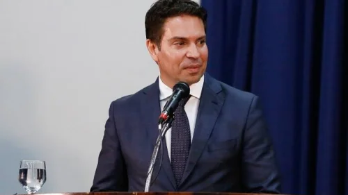 Moraes determina início de processo de extradição de deputado Ramagem, foragido nos EUA