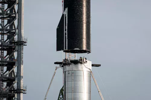 Trabalhador morre em base da SpaceX na véspera de lançamento histórico do Starship