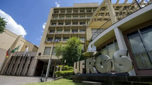 Vestibular UFRGS 2026 tem 22,7 mil candidatos para 4 mil vagas neste fim de semana
