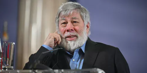 Steve Wozniak dá a resposta definitiva sobre IA em discurso de formatura: "Vocês têm inteligência — a verdadeira"</title>]