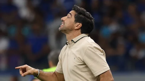 Abel Ferreira chama Gabigol de "gordo" em discussão durante jogo no Mineirão