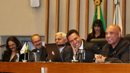 Jornalista Diego Amorim recebe título de Cidadão Honorário de Brasília