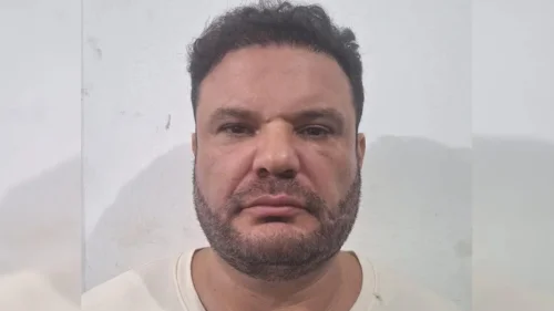 Médico é preso por suspeita de matar dois colegas em rixa por contratos em SP