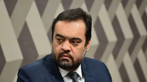 Ex-governador Cláudio Castro não comparecerá à CPI do Crime Organizado por motivo médico