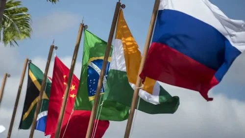 Cúpula dos BRICS no Rio discute novo alinhamento global contra hegemonia dos EUA