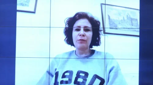 Relator na CCJ apresenta parecer contrário à cassação de Carla Zambelli