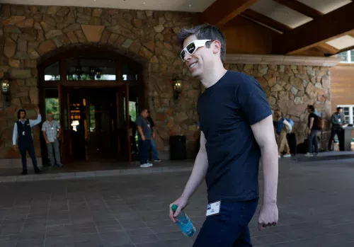 World de Sam Altman anuncia integração com Tinder e expansão de verificação humana