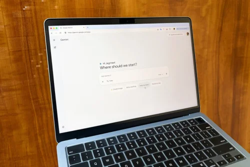 Índia se torna principal campo de testes da IA educacional do Google