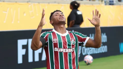 Hércules do Fluminense é destaque na imprensa espanhola após atuação no Mundial