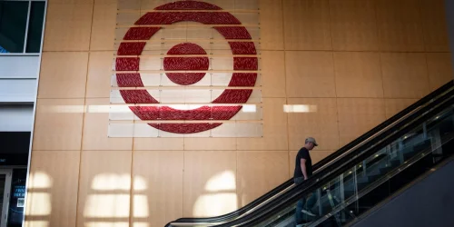 O verdadeiro motivo: Target obriga 150 funcionários remotos a voltarem ao escritório em Minneapolis