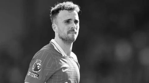 Diogo Jota e irmão morrem em acidente de carro na Espanha; Corinthians e Santos prestam homenagens