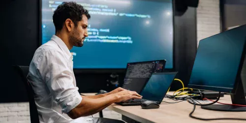 Empresas de software enfrentam ameaça existencial com avanço da inteligência artificial