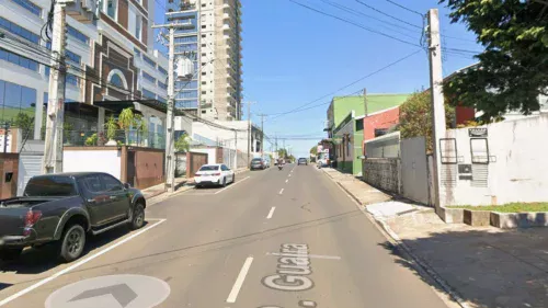 O verdadeiro motivo pelo qual um pitbull atacou os donos dentro de casa no PR