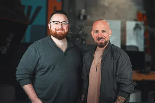 Startup Arcee lança modelo de IA aberto para competir com gigantes chineses