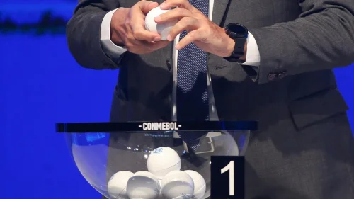 Conmebol define confrontos das oitavas da Libertadores e Sul-Americana nesta segunda