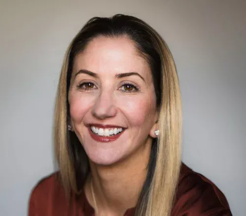 Ex-líder de vendas da OpenAI se torna sócia em fundo de venture capital