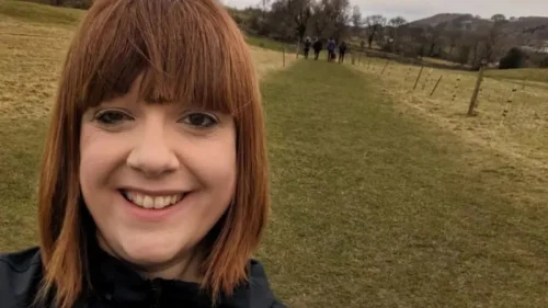 Enfermeira morre após médicos confundirem emergência cardíaca com gases