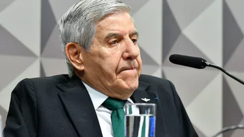 General Augusto Heleno deixa prisão para cumprir pena em casa por problemas de saúde