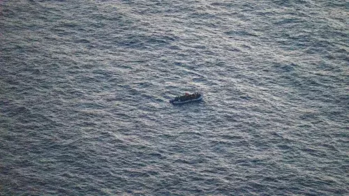 Naufrágio no Mediterrâneo deixa 116 mortos; único sobrevivente é resgatado por pescadores