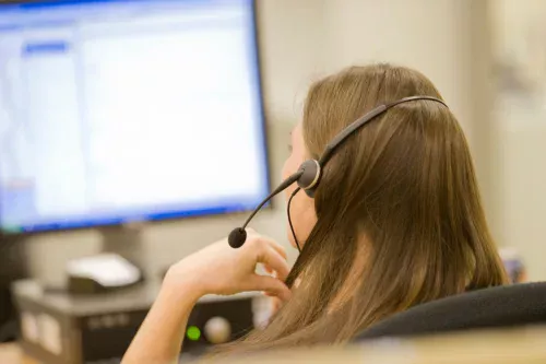O futuro do escritório: salas silenciosas serão substituídas por sussurros e comandos de voz