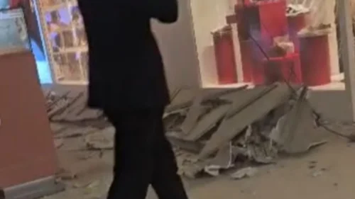 Parte do teto do Shopping Iguatemi desaba em São Paulo; não há feridos